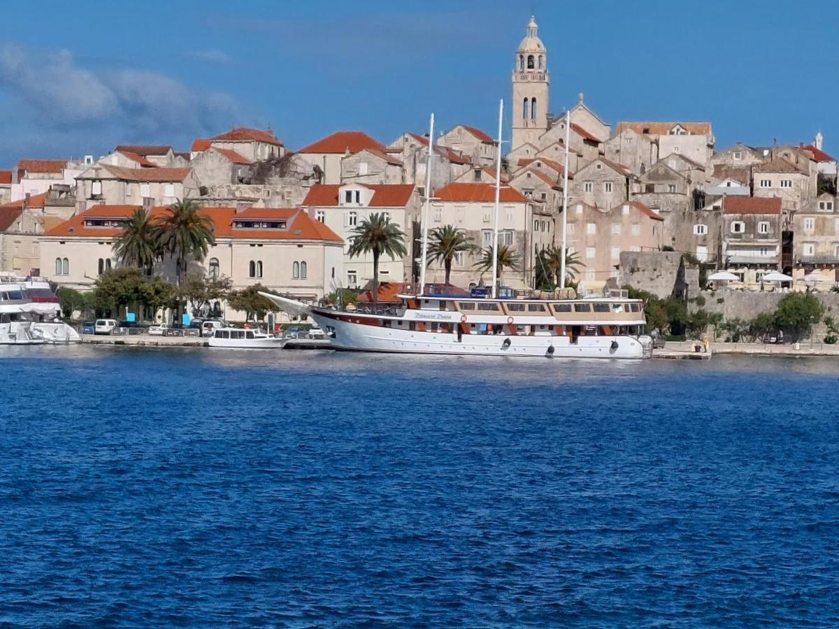 Apartment Pomirenja Korcula Town Bagian luar foto