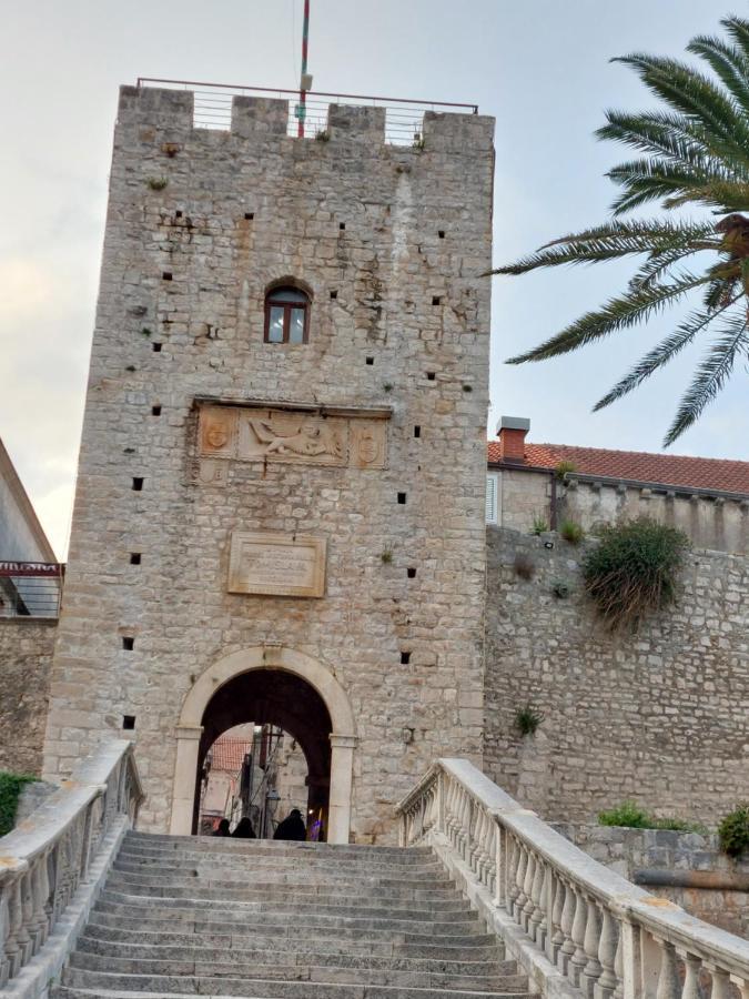 Apartment Pomirenja Korcula Town Bagian luar foto